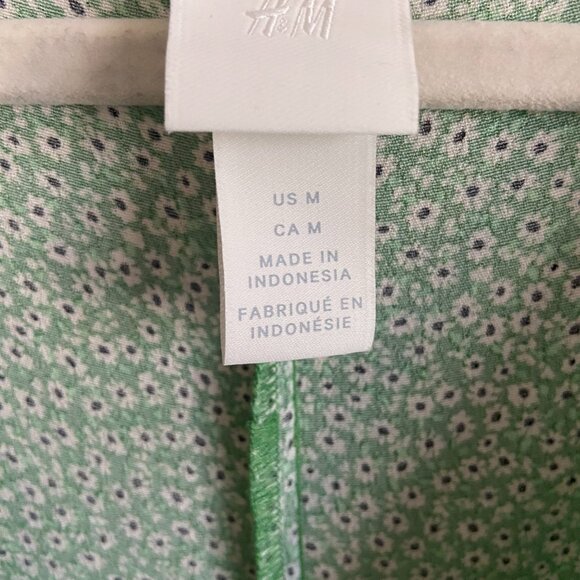 H&M Floral Button-Down Midi Dress (Never Worn, Size M) - Picture 8 of 9